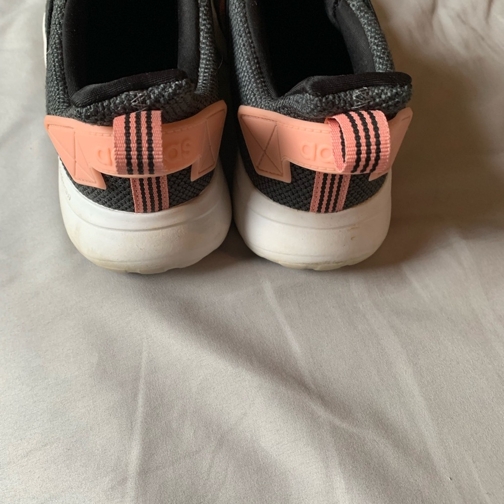 Ladies Adidas slide on tennis shoes